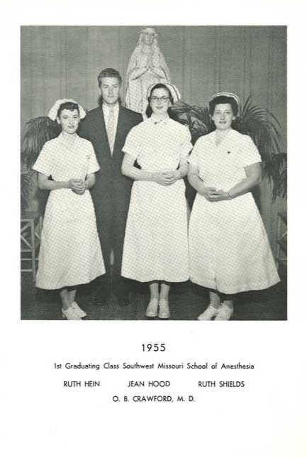 1995 group photo of anesthesia graduates