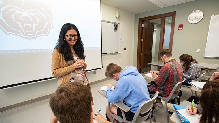 Assistant professor Dr. Vanessa Rodriguez de la Vega teaching a language class.