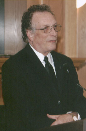 Dean Curtis P. Lawrence making comments at the 2006 Excellence in Advising Award Reception