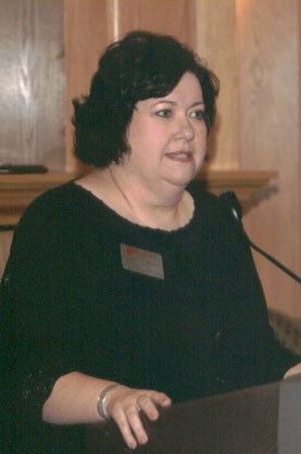 Kathy Davis making comments at the 2006 Excellence in Advising Award Reception