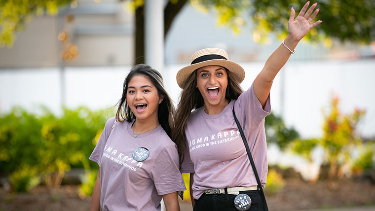 Two Missouri State students who are members of the Sigma Kappa sorority. 