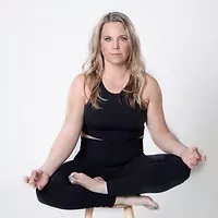 Dulsey yoga instructor